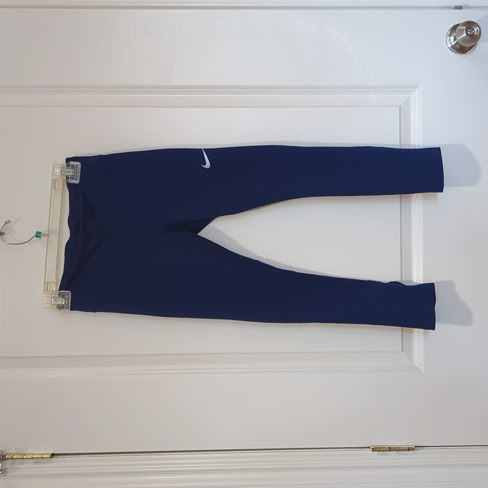 NWOT Nike Dri-Fit Leggings